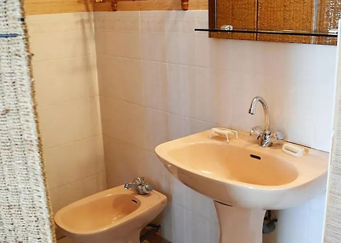 Hébergement de vacances Maison Avec Grand Jardin à 40m De La Plage, Prox. Centre-ville, 3 Ch, Terrasse Plein Sud - Fr-1-22-255 La Tranche-sur-Mer