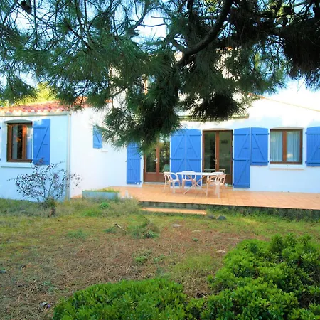 Holiday home Maison Avec Grand Jardin A 40m De La Plage, Prox. Centre-ville, 3 Ch, Terrasse Plein Sud - Fr-1-22-255